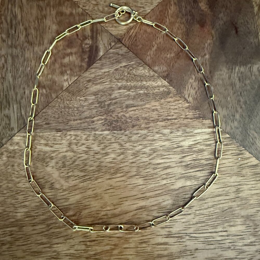 Atolea Necklace - Gold Paperclip Design